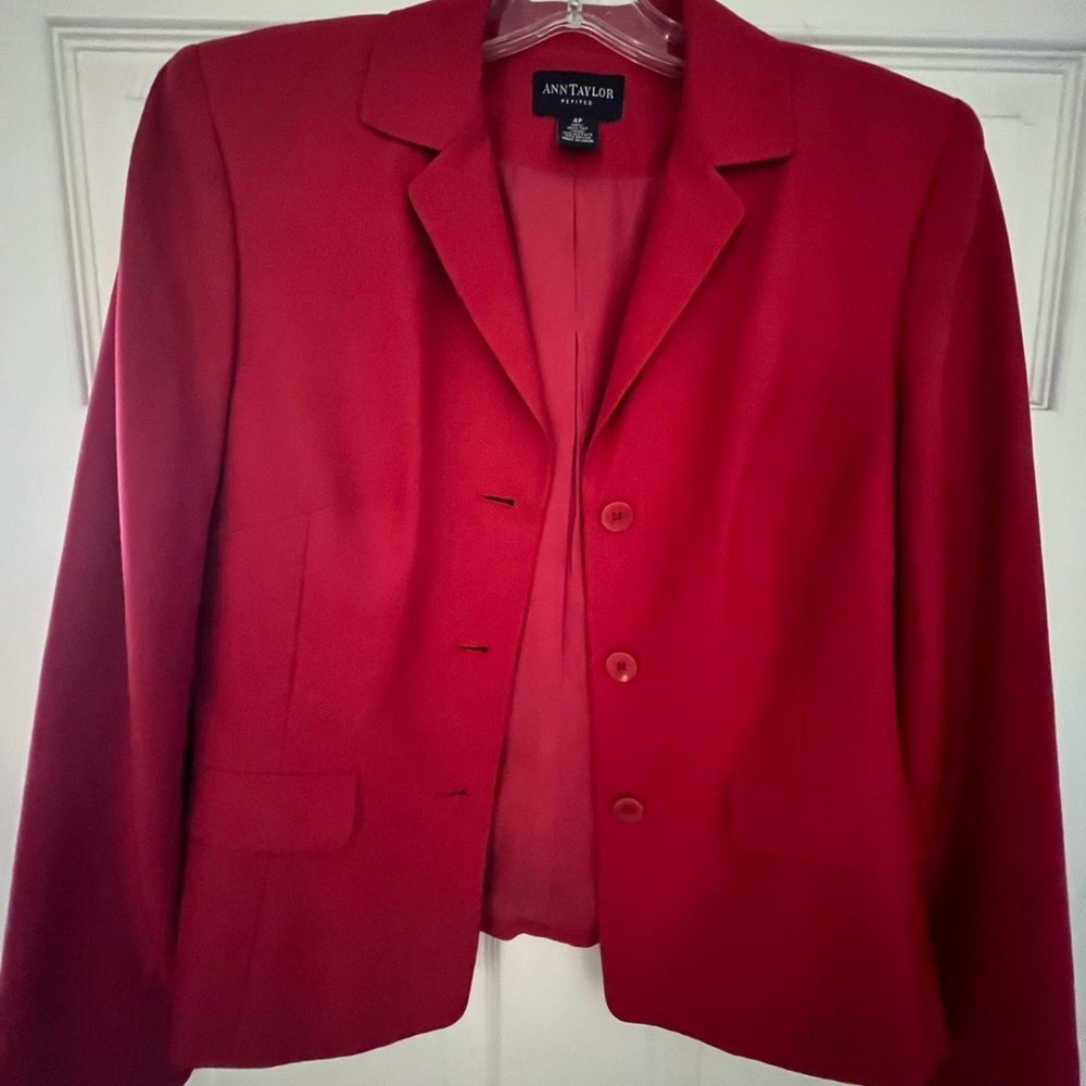 Beautiful red Ann Taylor blazer size 4P